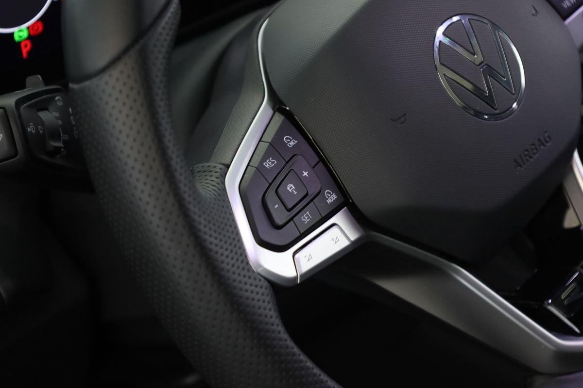 Volkswagen Tiguan 2.0 TSI DSG IQ.Drive R-Line