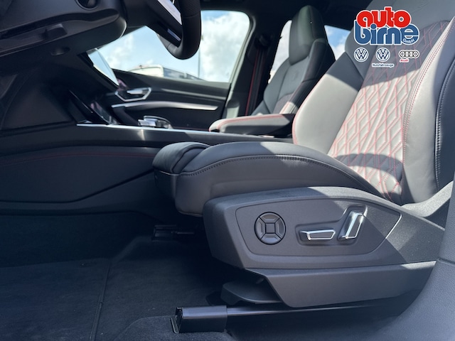 Audi Q8 e-tron 55 Quattro S-Line