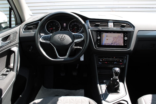 Volkswagen Tiguan 1.5TSI NAVI LED LM17 Climatronic DAB+