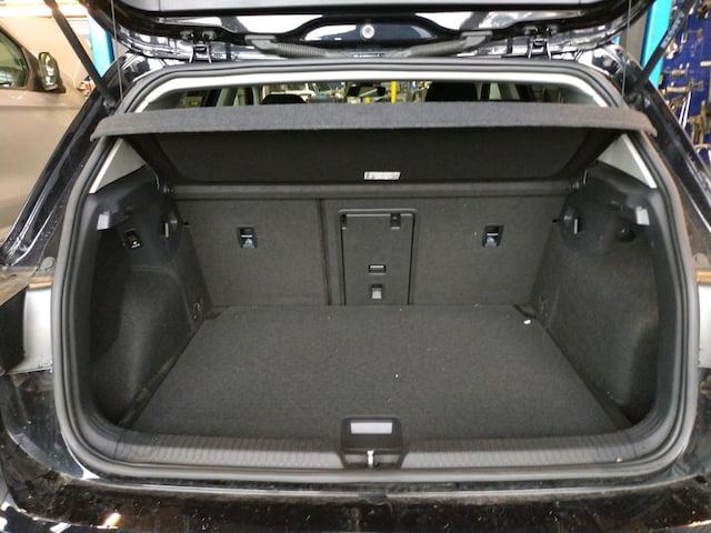 Volkswagen Golf 1.5 eTSI DSG Golf VIII Style