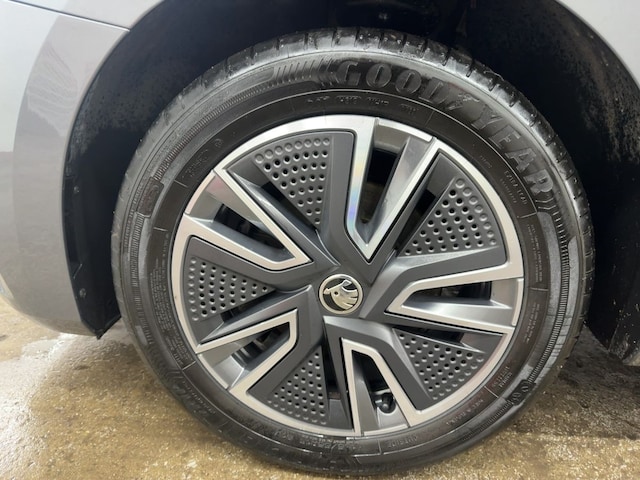 Skoda Fabia 1.0 TSI Tour