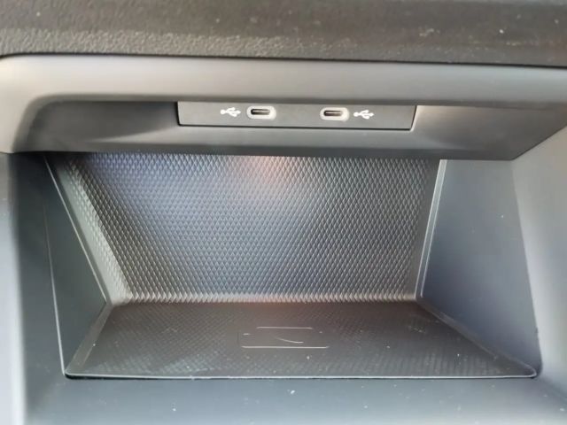 Volkswagen Golf Rabbit 45 TSI