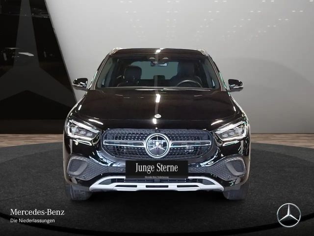Mercedes-Benz GLA 250 GLA 250 e Style