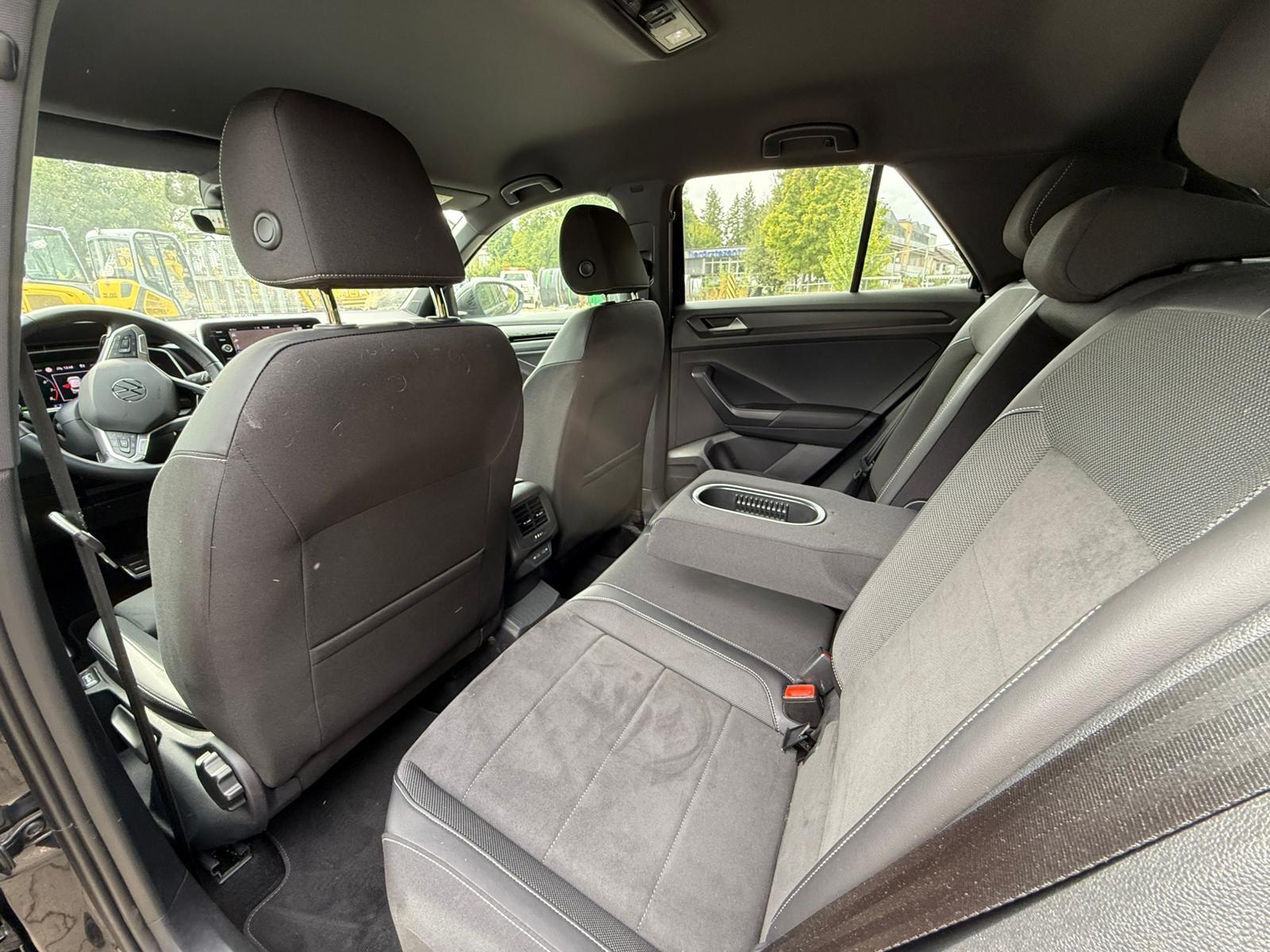 Volkswagen T-Roc 1.5 TSI DSG R-Line