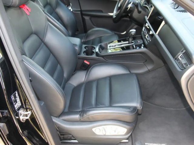 Porsche Macan Lederpaket*18 Wege*PDLS+*Kamera*20"Spyder