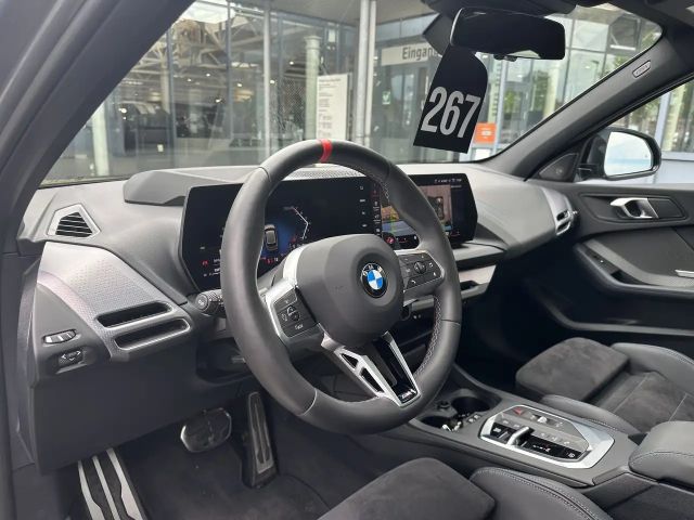 BMW 135 Sedan xDrive