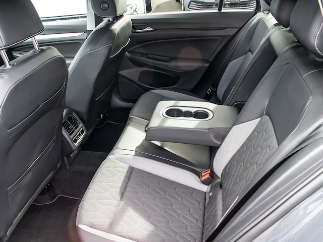 Volkswagen Golf 2.0 TDI DSG Variant