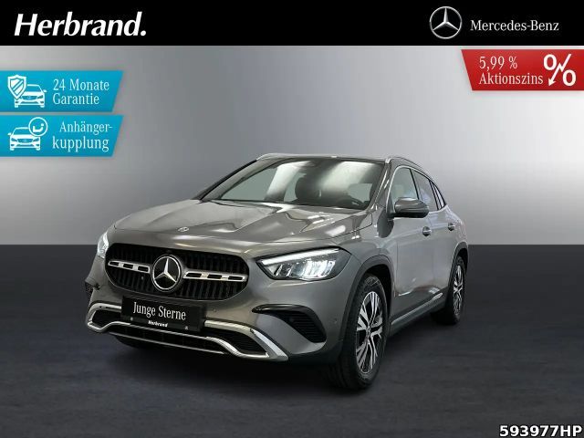 Mercedes-Benz GLA 200 Progressive