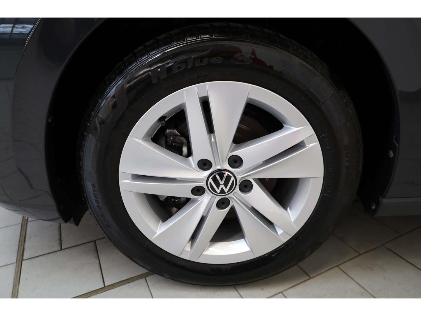 Volkswagen Golf 1.5 TSI Life