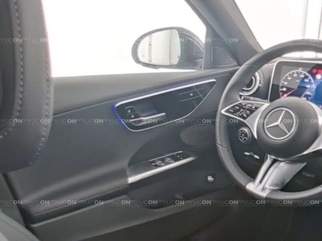 Mercedes-Benz C 220 4MATIC C 220 d Sedan