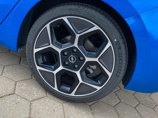 Opel Astra GS-Line Grand Sport