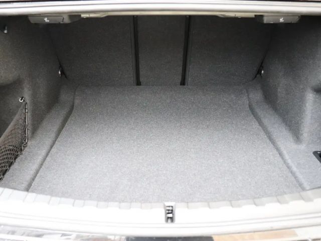 BMW 330 330i M-Sport Sedan xDrive