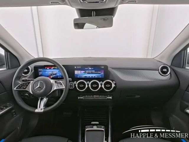 Mercedes-Benz GLA 250 4MATIC Progressive