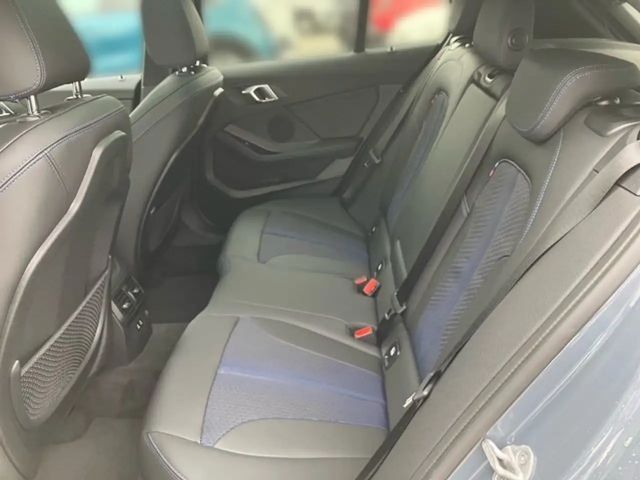 BMW 116 116d 5-deurs Sedan