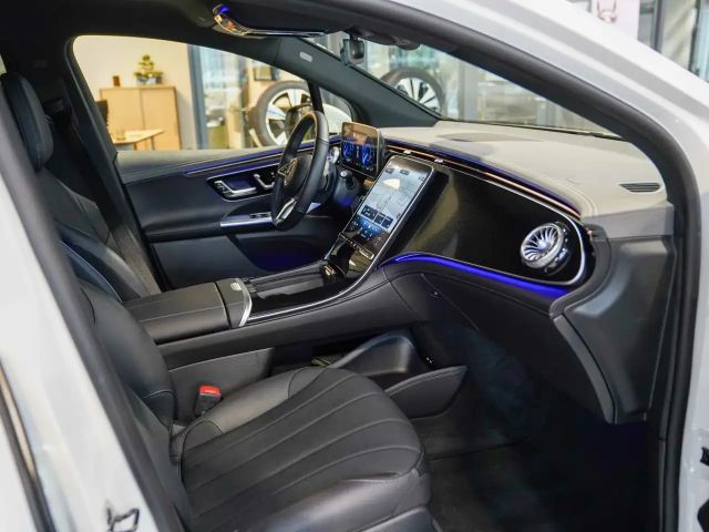 Mercedes-Benz EQE SUV 300