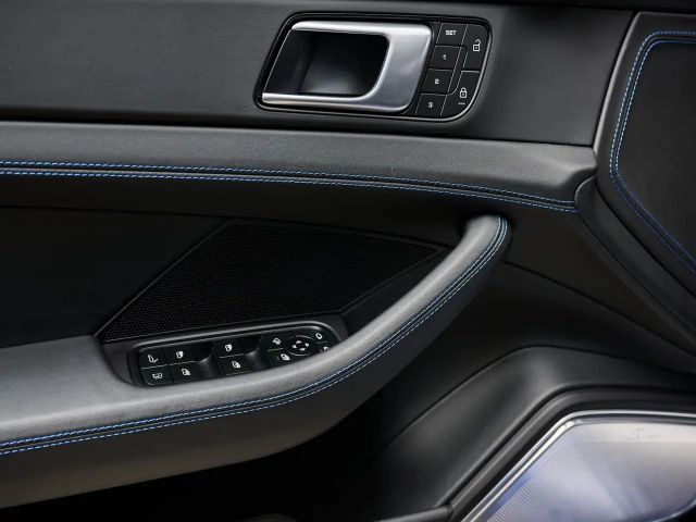 Porsche Panamera E-Hybrid S Turbo