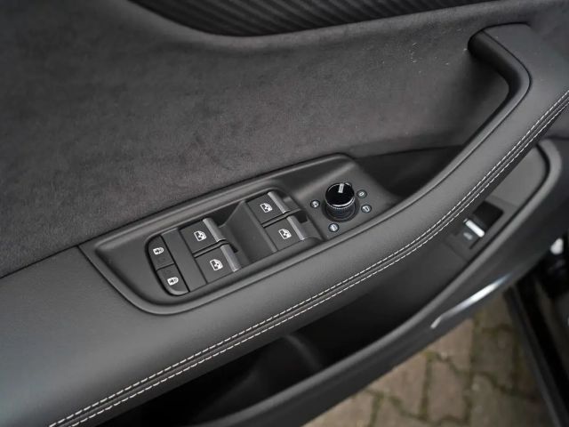 Audi Q8 Business Hybride S-Line