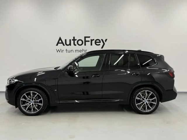 BMW X3 xDrive30e