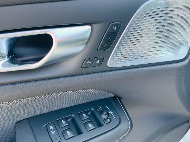 Volvo V60 Business Sport Dark Ultra