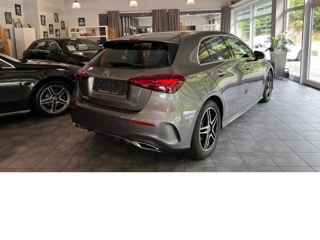 Mercedes-Benz A 180 AMG Line