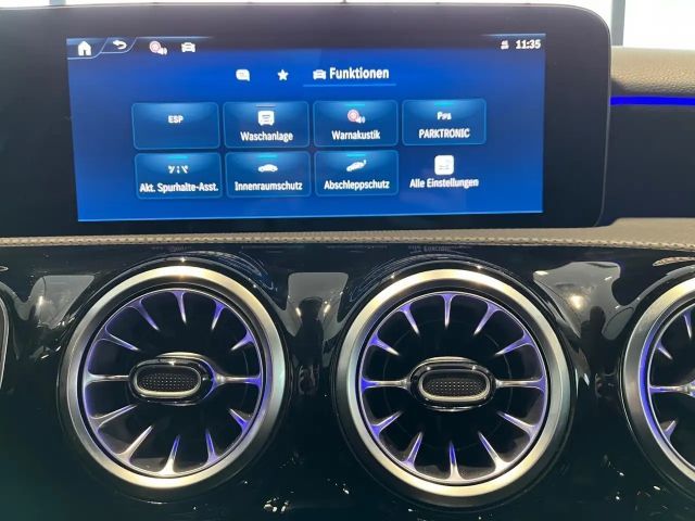 Mercedes-Benz A 200 A 200 d AMG Line