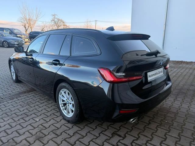 BMW 320 320d Touring