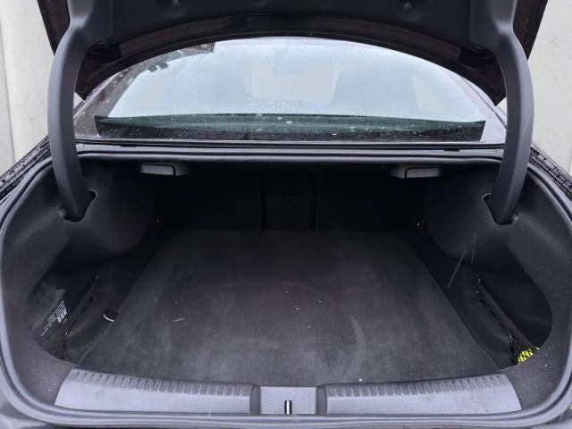 Mercedes-Benz CLA 200 AMG Line Coupé