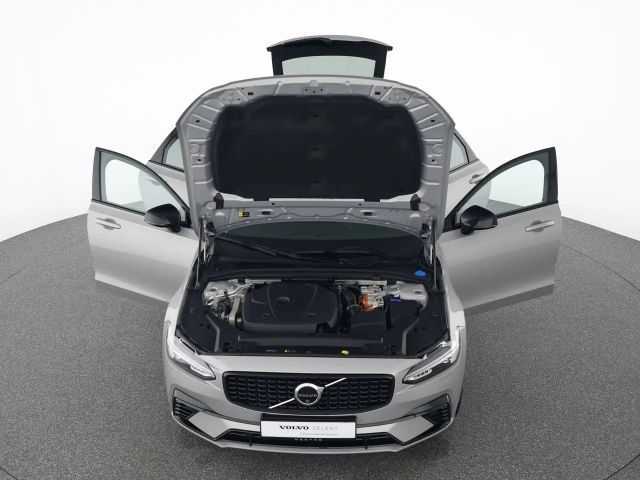 Volvo V90 AWD Dark Plus T6