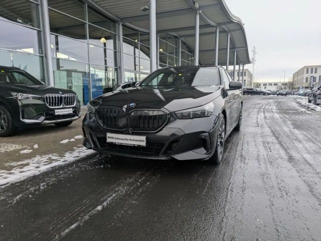 BMW 540 540d M-Sport Touring xDrive