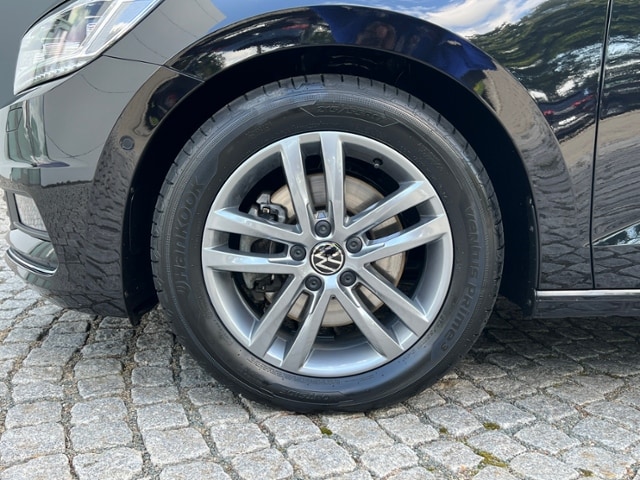 Volkswagen Touran 2.0 TDI DSG IQ.Drive