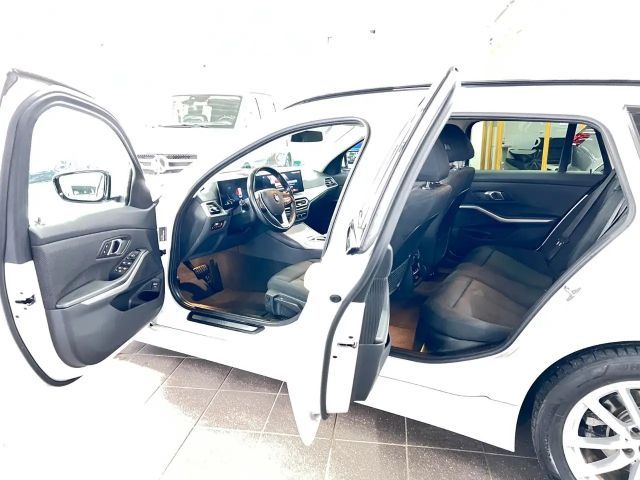 BMW 320 320d Touring xDrive