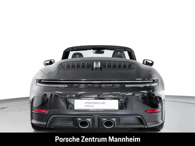 Porsche 992 Cabrio Carrera GTS