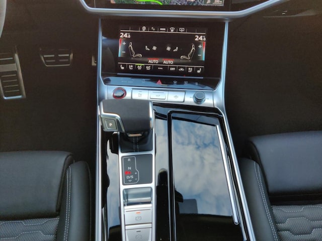 Audi A6 e-tron Avant Performance Quattro