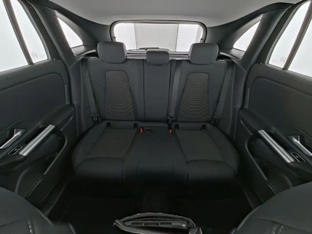 Mercedes-Benz GLA 180 Progressive