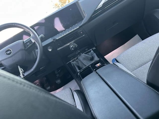 Opel Astra Elegance Sports Tourer