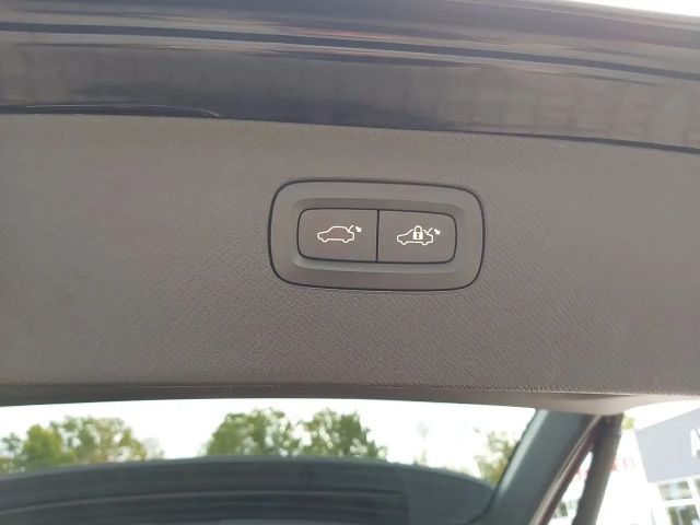 Volvo XC90 AWD Dark Plus