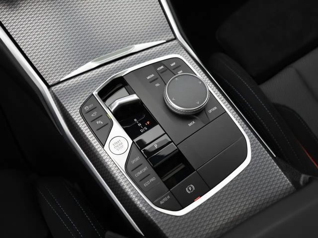 BMW 320 320d M-Sport Touring xDrive