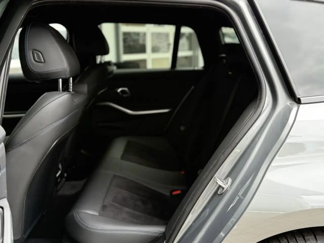 BMW 320 320d M-Sport xDrive