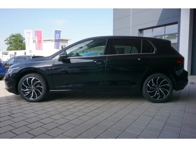 Volkswagen Golf 1.5 eTSI DSG Golf VIII Style