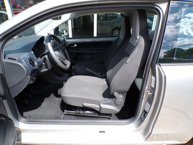 Volkswagen up! Move Move up!