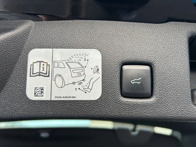 Ford Kuga Plug in Hybrid ST Line X