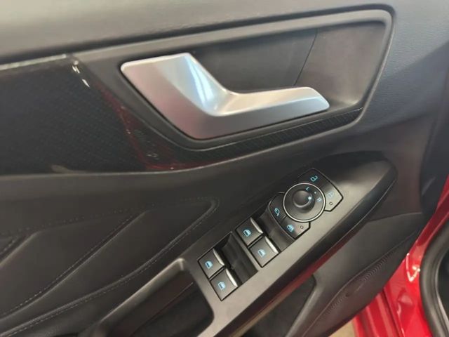 Ford Focus EcoBoost ST Line Wagon