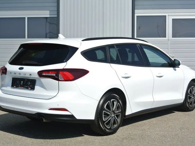 Ford Focus 1.5 EcoBlue Cool & Connect Wagon