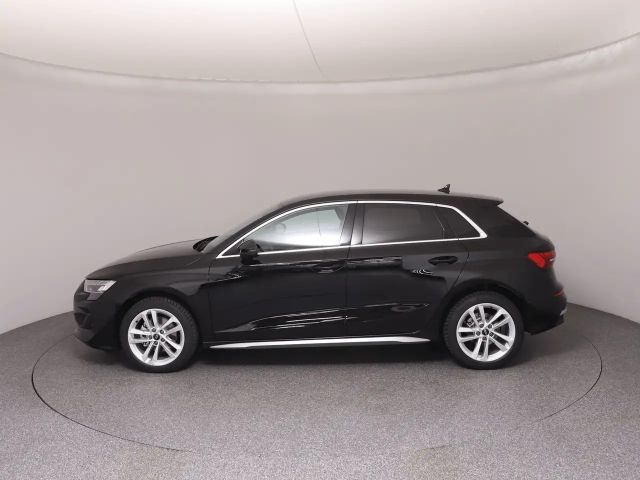 Audi A3 30 TFSI Sedan