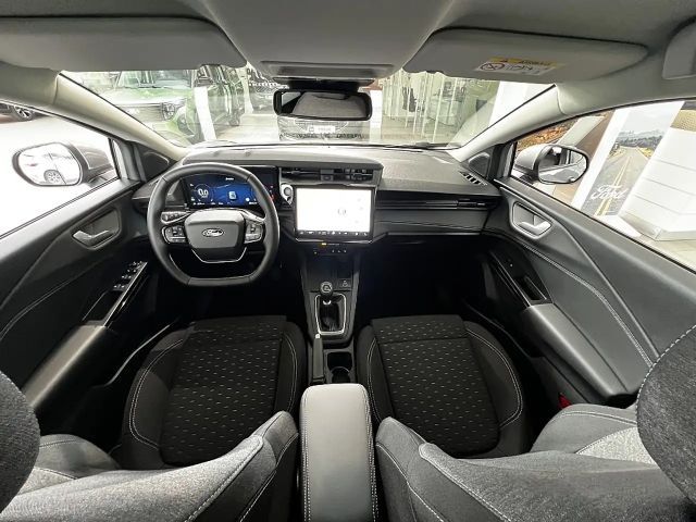 Ford Puma EcoBoost Titanium