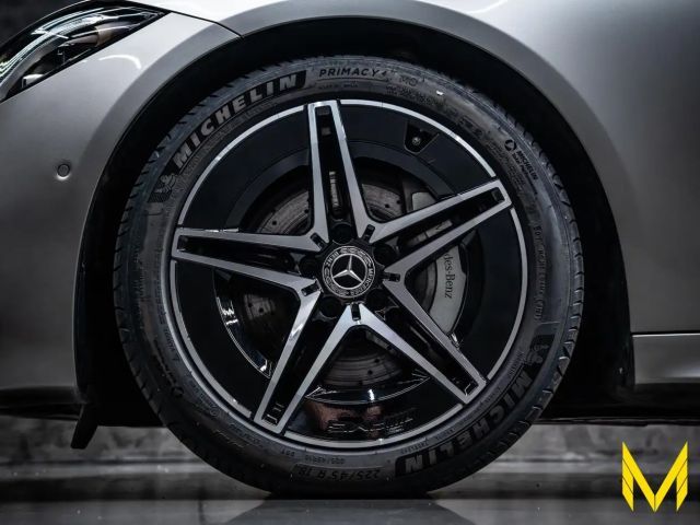 Mercedes-Benz C 180 Sedan