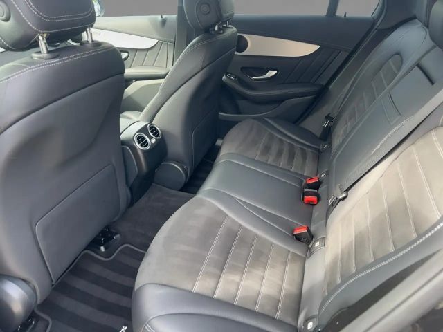 Mercedes-Benz GLC 300 4MATIC AMG Line