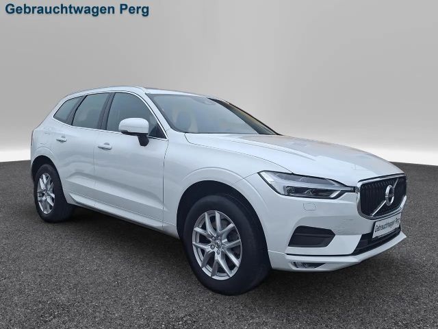 Volvo XC60 AWD Momentum