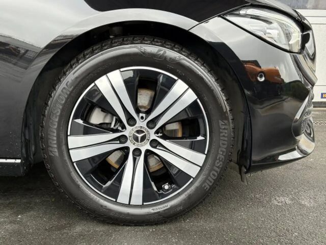 Mercedes-Benz C 180 AVANTGARDE Sedan