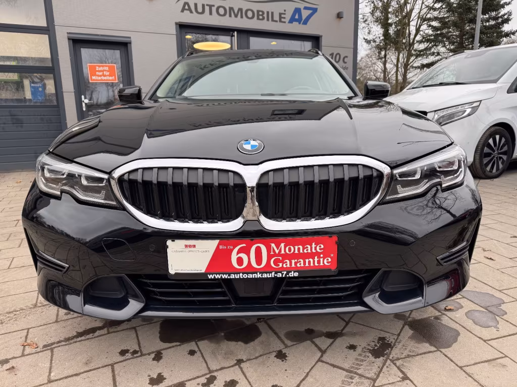 BMW 320 320d Sport Line xDrive